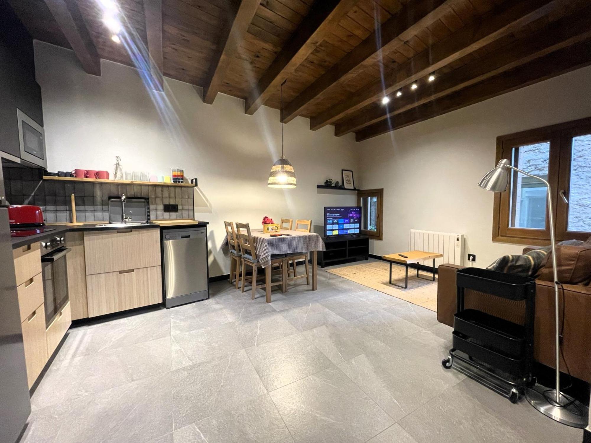 Apartamento Duplex En El Puente Historico, Gra De Fajol Camprodon Eksteriør bilde